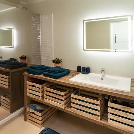 Belles Fleurs Du Temple 埃梅