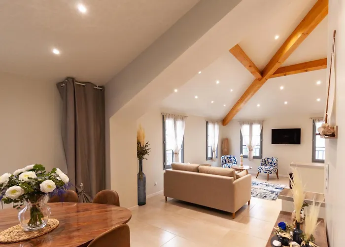 Belles Fleurs Du Temple Eymet