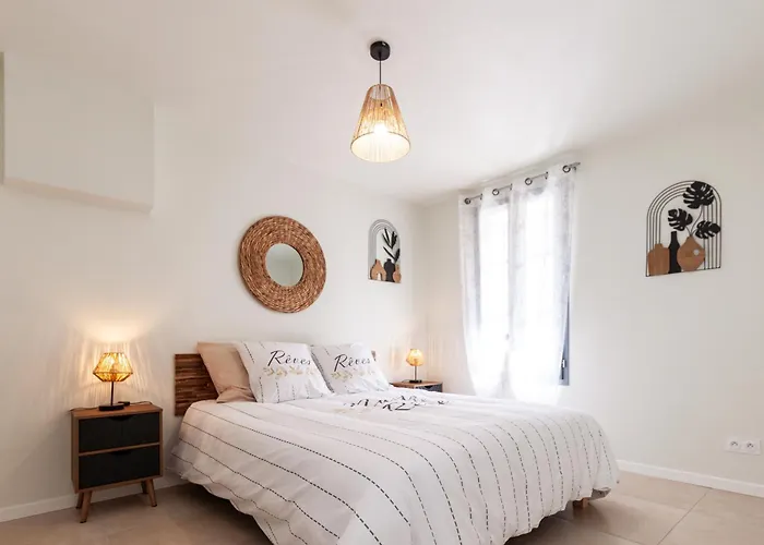 Belles Fleurs Du Temple Apartment *