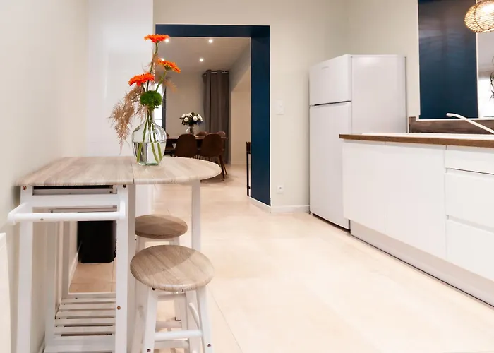 Belles Fleurs Du Temple Apartment Eymet